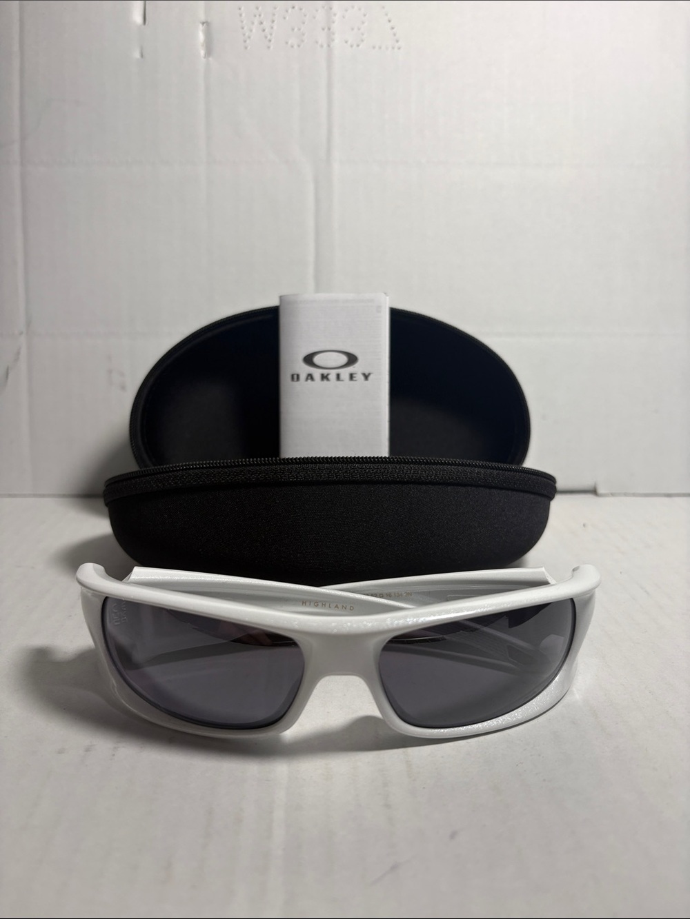 Oakley Highland Pearlized White / Prizm Black Sunglasses